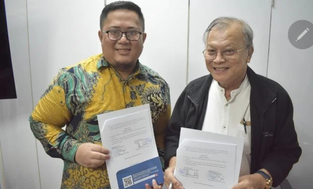 KUNJUNGAN KERJA KE BATAM DAN SINGAPURA, STISNU KERJASAMA 4 KAMPUS