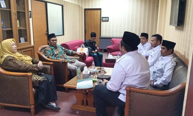 Anjangsana STISNU Tangerang ke Kopertais I: Ngalap Berkah Prof. Dr. Sururin, M.Ag