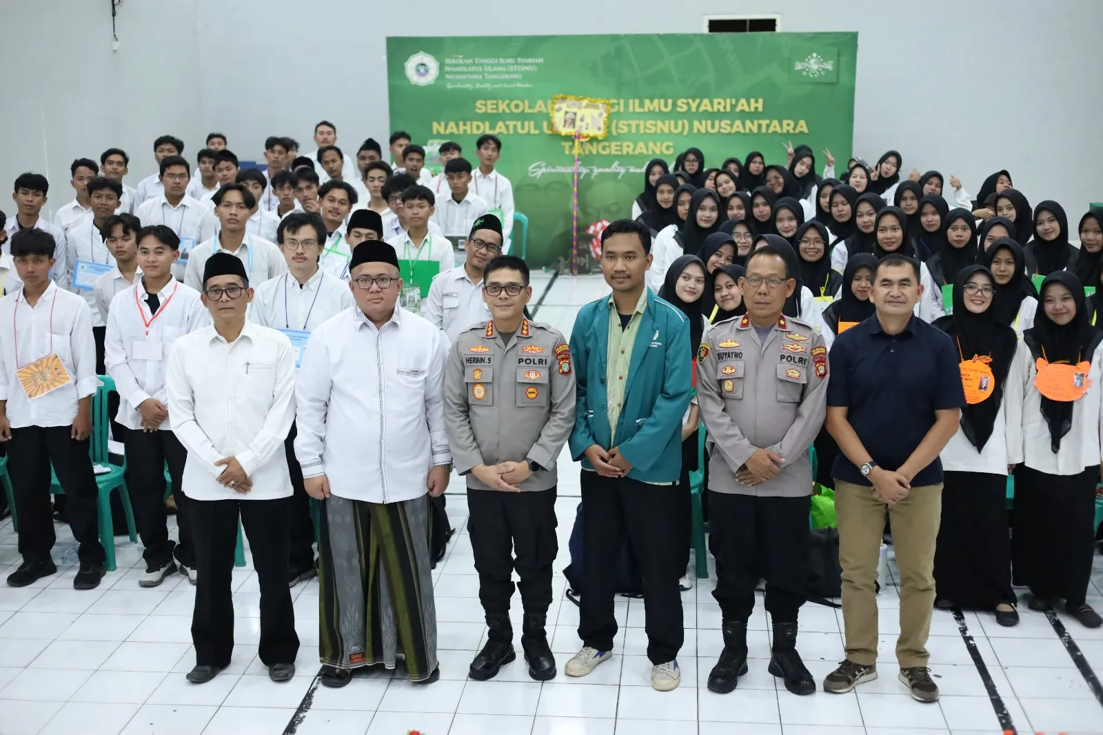 Kapolres Metro Tangerang Kota Kombes Herbin Sianipar Ingatkan Bahaya Radikalisme di PBAK STISNU 2026
